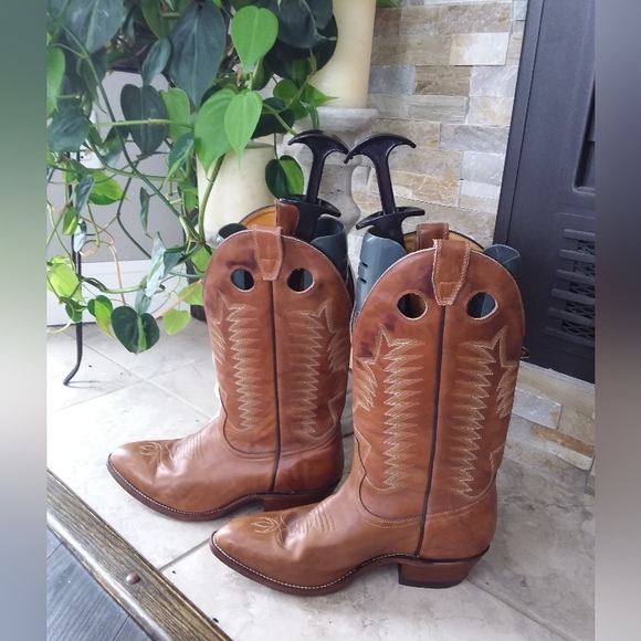 Boulet Other - *Mens Boulet cowboy boot  med brown  size 10